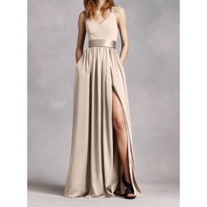 Vera Wang Off-White Elegant Gown Size 12